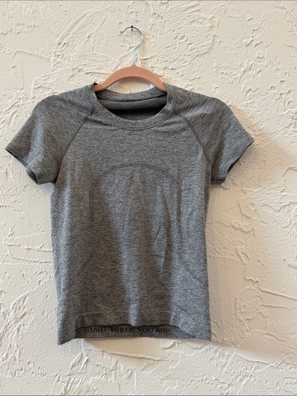 Luluemon swiftly race size 4